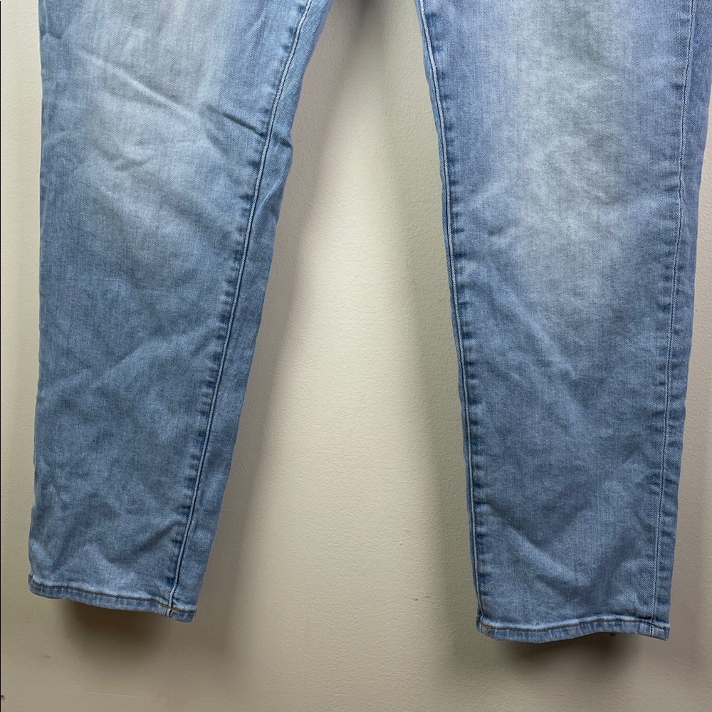 American Eagle Next Level Air Flex Athletic Jeans  36 x 28 Light - Picture 4 of 9